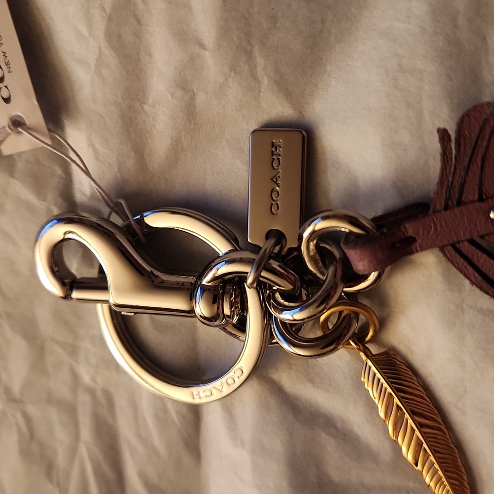 Coach Lilac Feather Keychain with Small Gold Feather ***SEE NOTE*** ***SEE PICS* - Picture 5 of 10